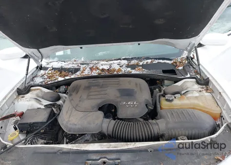 2015 Dodge Charger Se z USA, uszkodzony, nr VIN 2C3CDXFG3FH769180